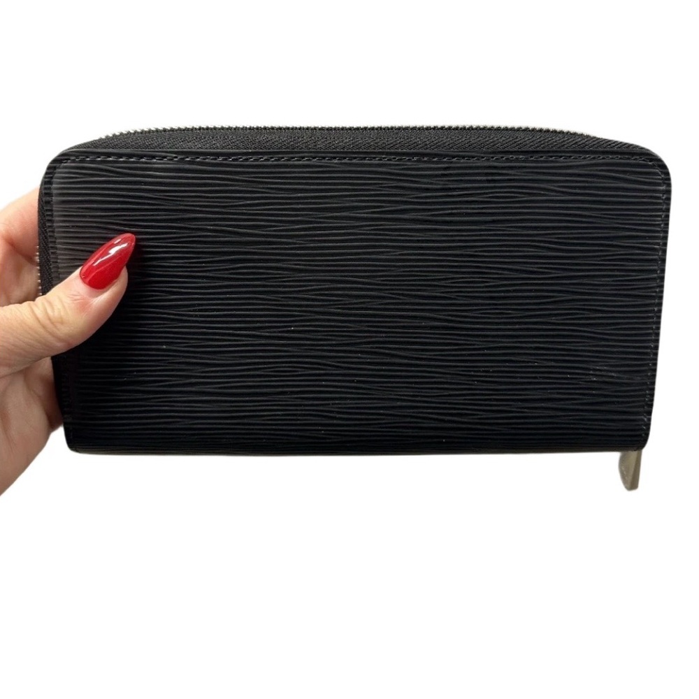 LOUIS VUITTON Epi Zippy Vertical Wallet Black - Picture 4 of 4